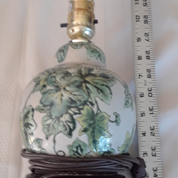 Ceramic night stand lamp - Picture 6 of 6